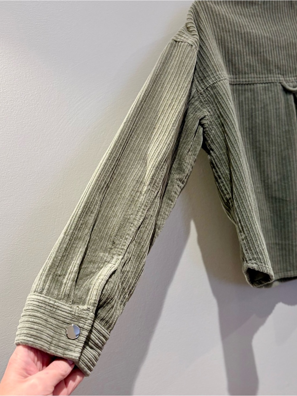 Zara Sage Green Corduroy Cropped Jacket Shacket - Size XS - Picture 6 of 9